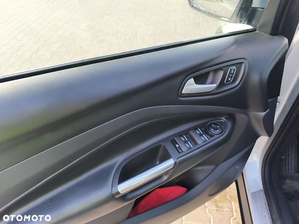 Ford Kuga - 6