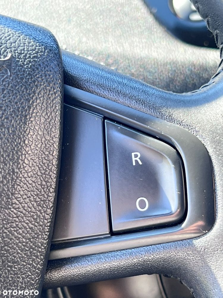 Renault Grand Scenic - 22