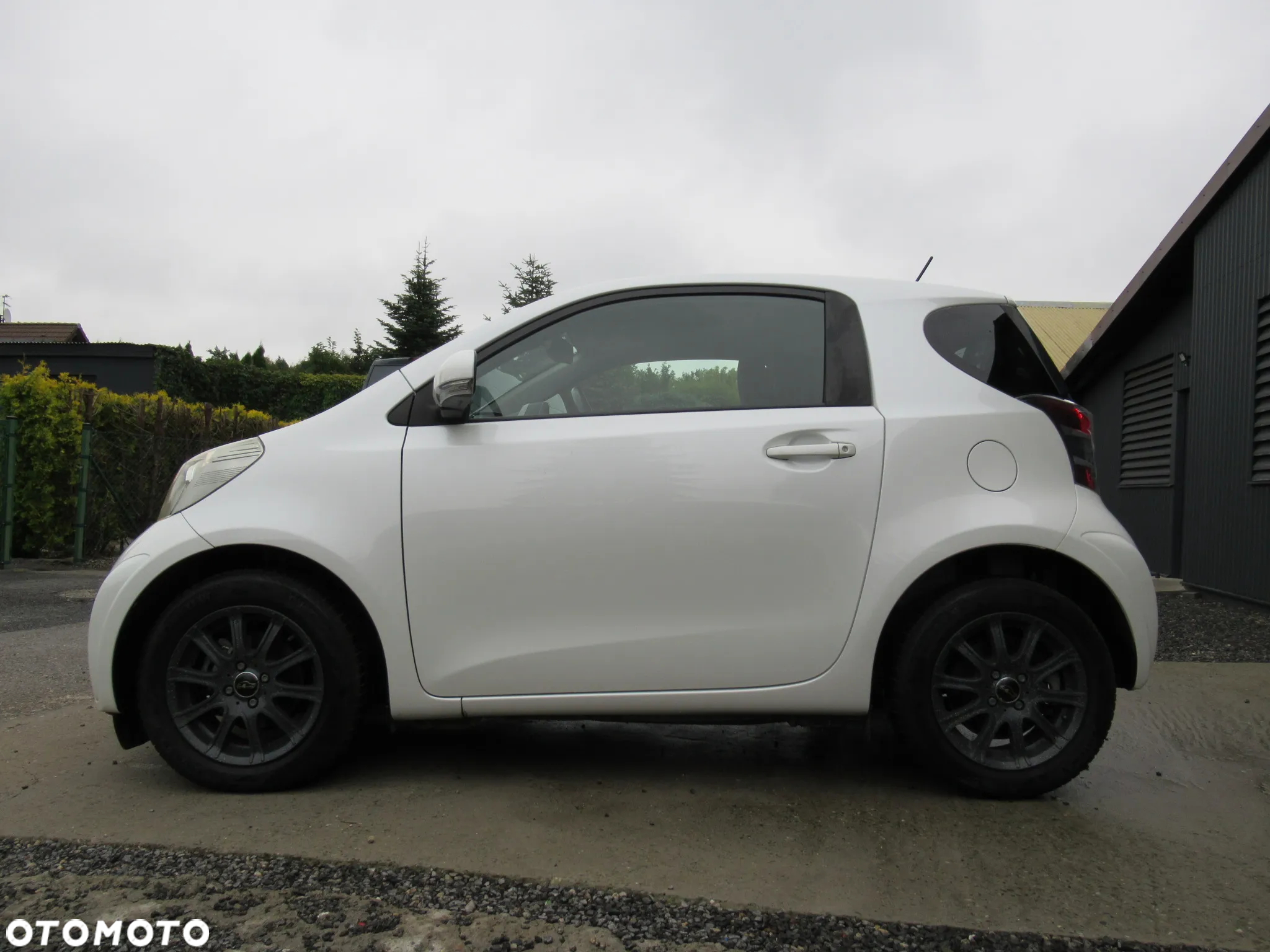 Toyota iQ 1.0 Sol - 8
