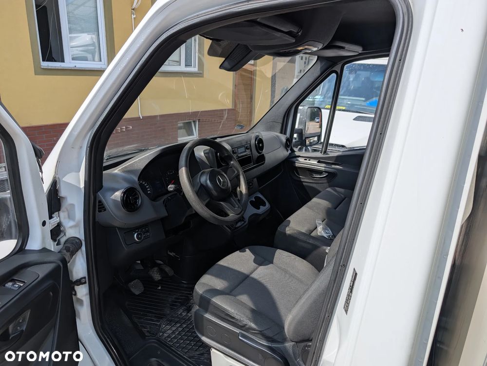 Mercedes-Benz Sprinter 311 - 6