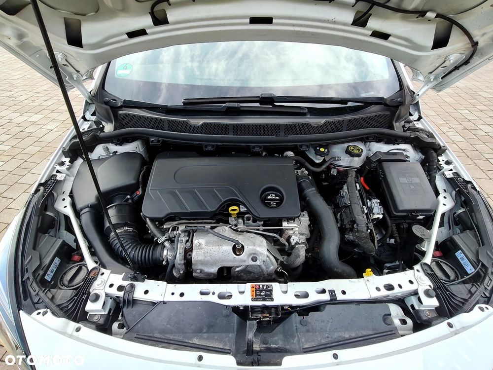 Opel Astra 1.6 D Start/Stop Innovation - 33