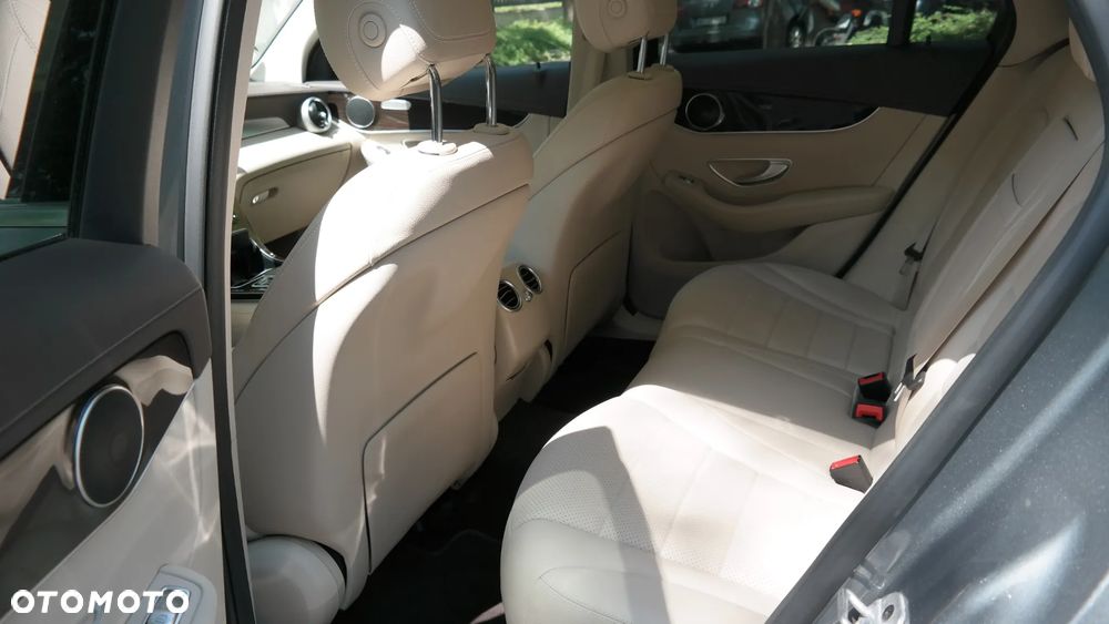 Mercedes-Benz GLC 200 4-Matic - 35