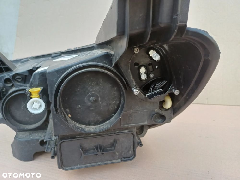 Lampa prawy przód Opel Grandland X YP00015980 Europa - 5