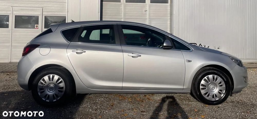 Opel Astra 1.6 Cosmo - 5