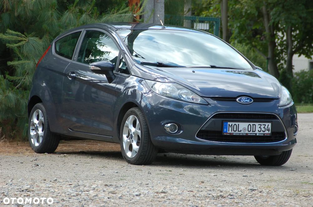 Ford Fiesta 1.25 Champions Edition - 5