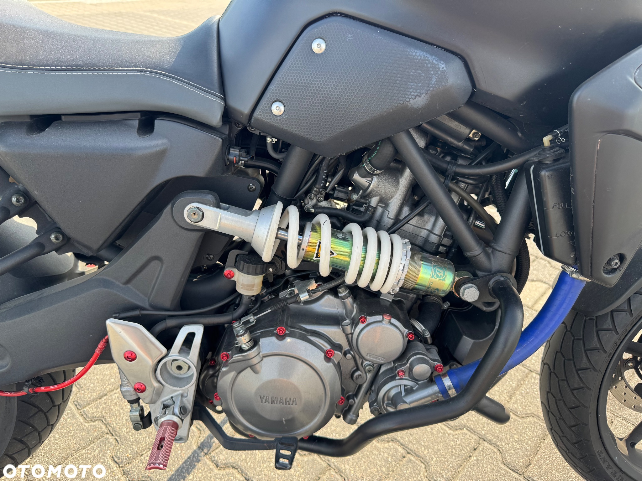 Yamaha MT - 6