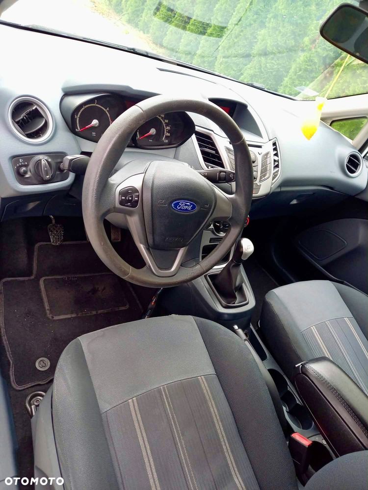Ford Fiesta 1.6 TDCi Trend - 6