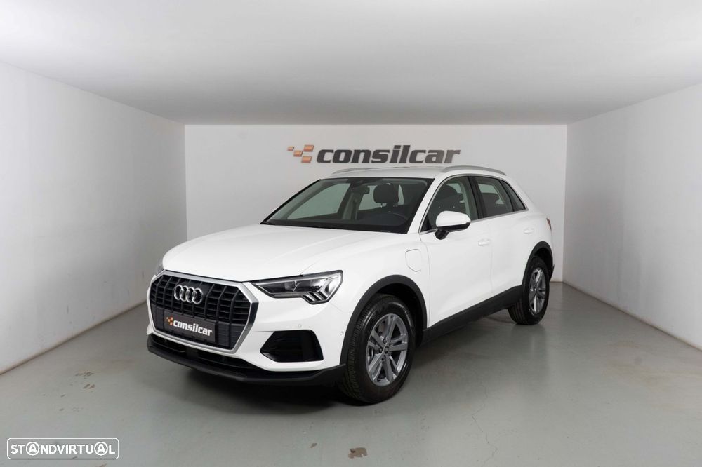 Audi Q3 45 TFSIe S tronic - 1