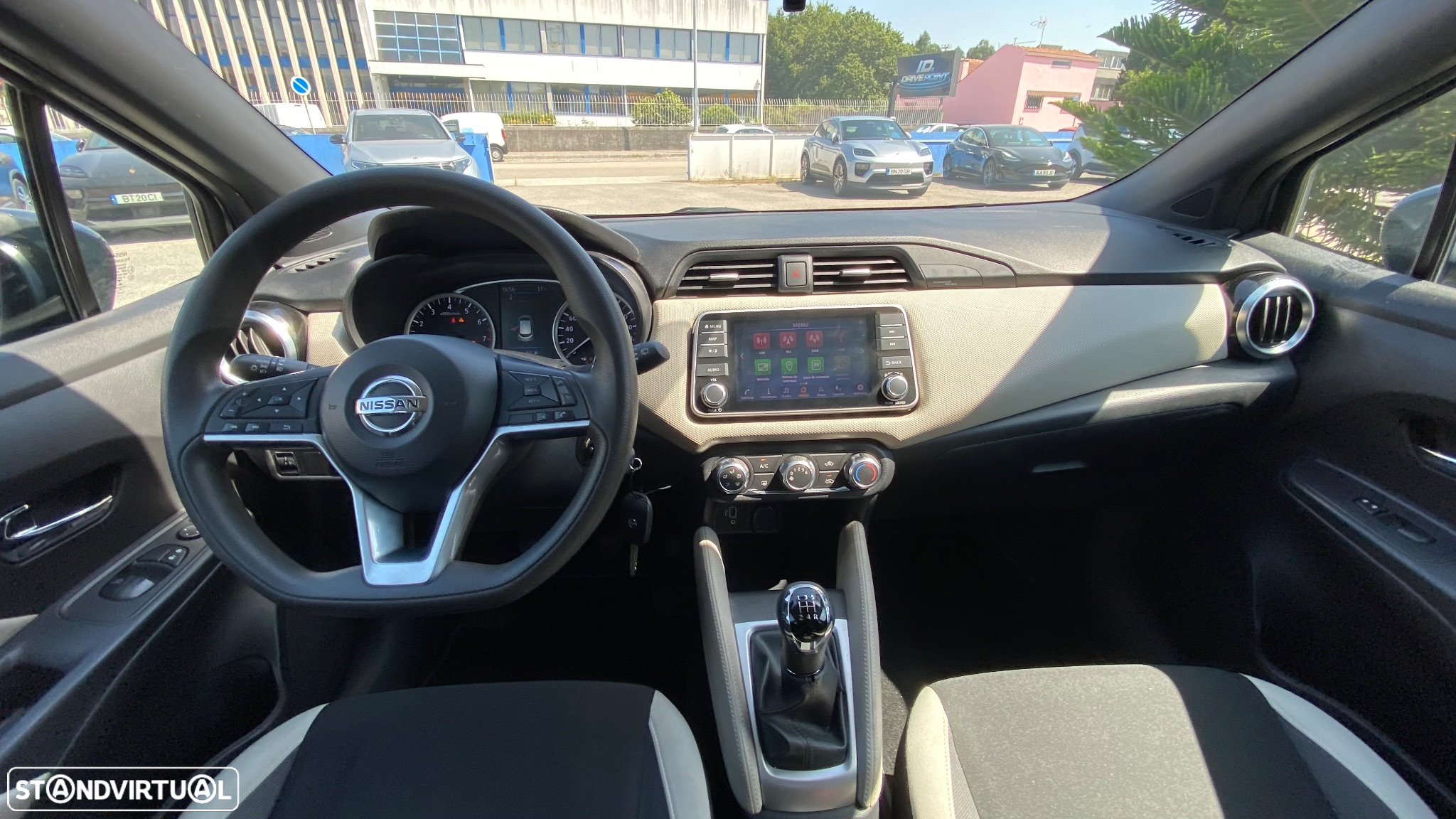 Nissan Micra 0.9 IG-T N-Connecta Urban S/S - 27