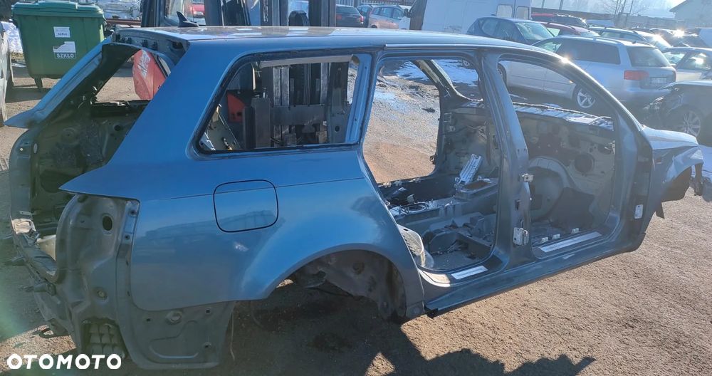 Seat Exeo Ćwiartka podłużnica próg słupek dach LW7Z - 2