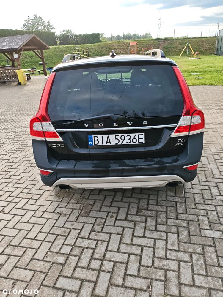 Volvo XC 70 - 6