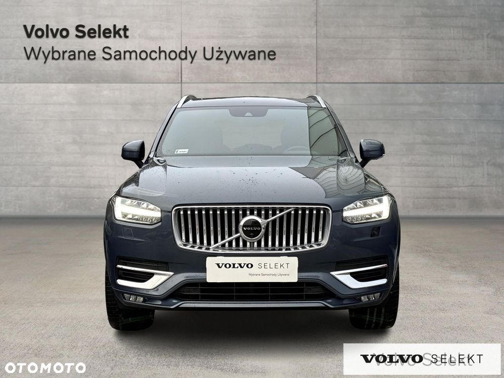 Volvo XC 90 - 9