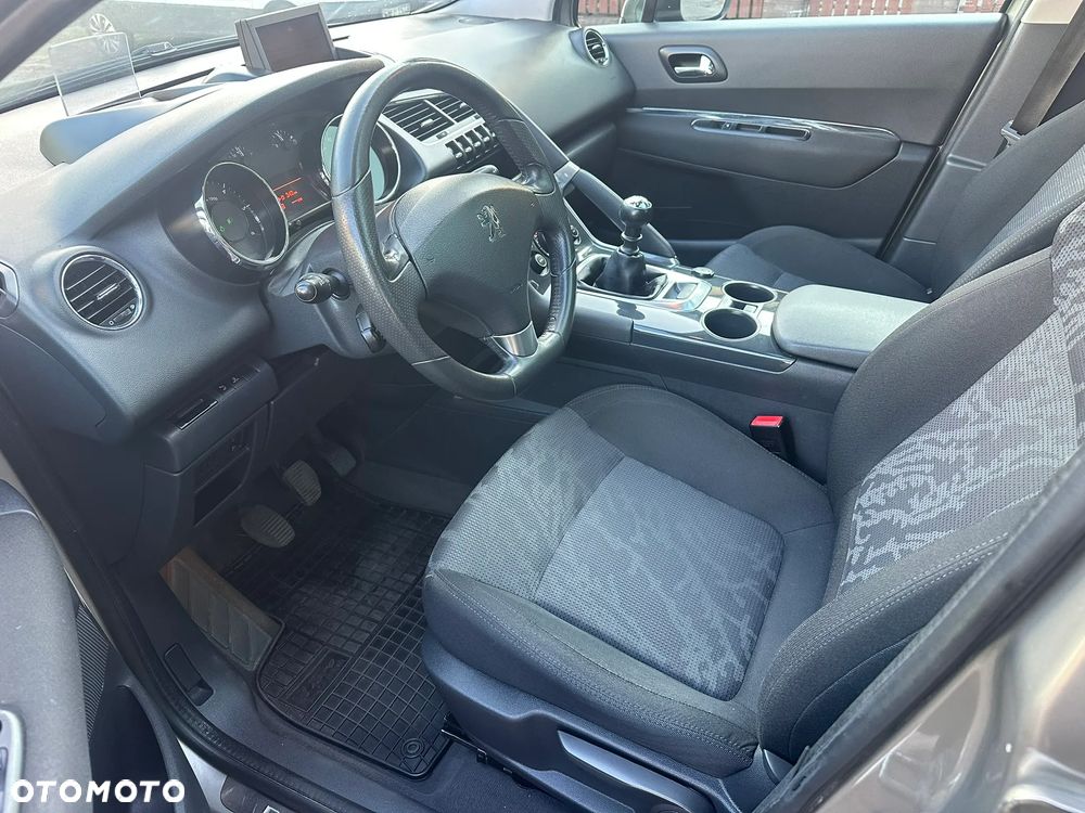 Peugeot 3008 1.6 HDi Premium - 13