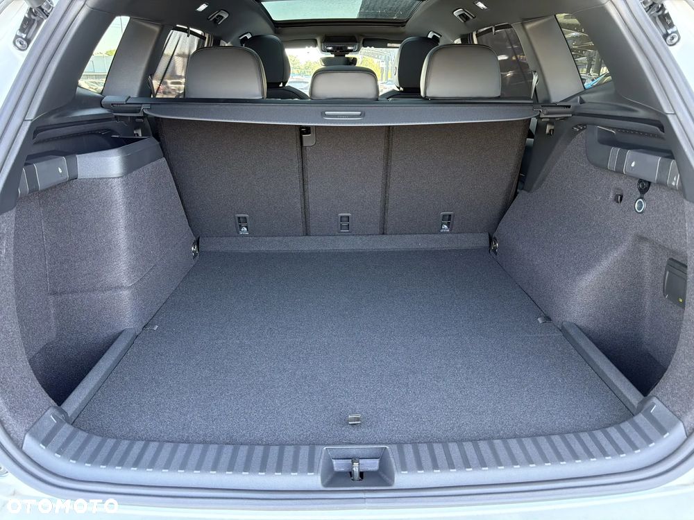 Volkswagen Tayron 1.5 TSI eHybrid PHEV 150kW Elegance DSG - 18