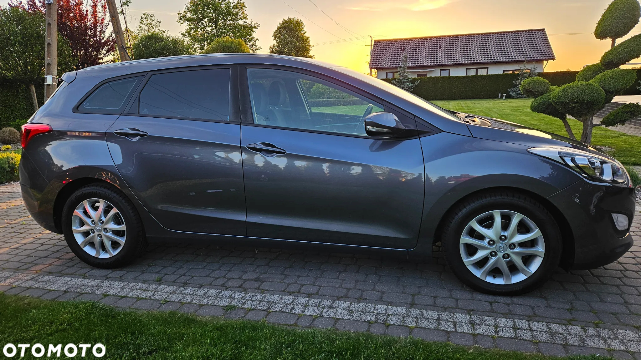 Hyundai i30 1.6 CRDi BlueDrive Premium - 21