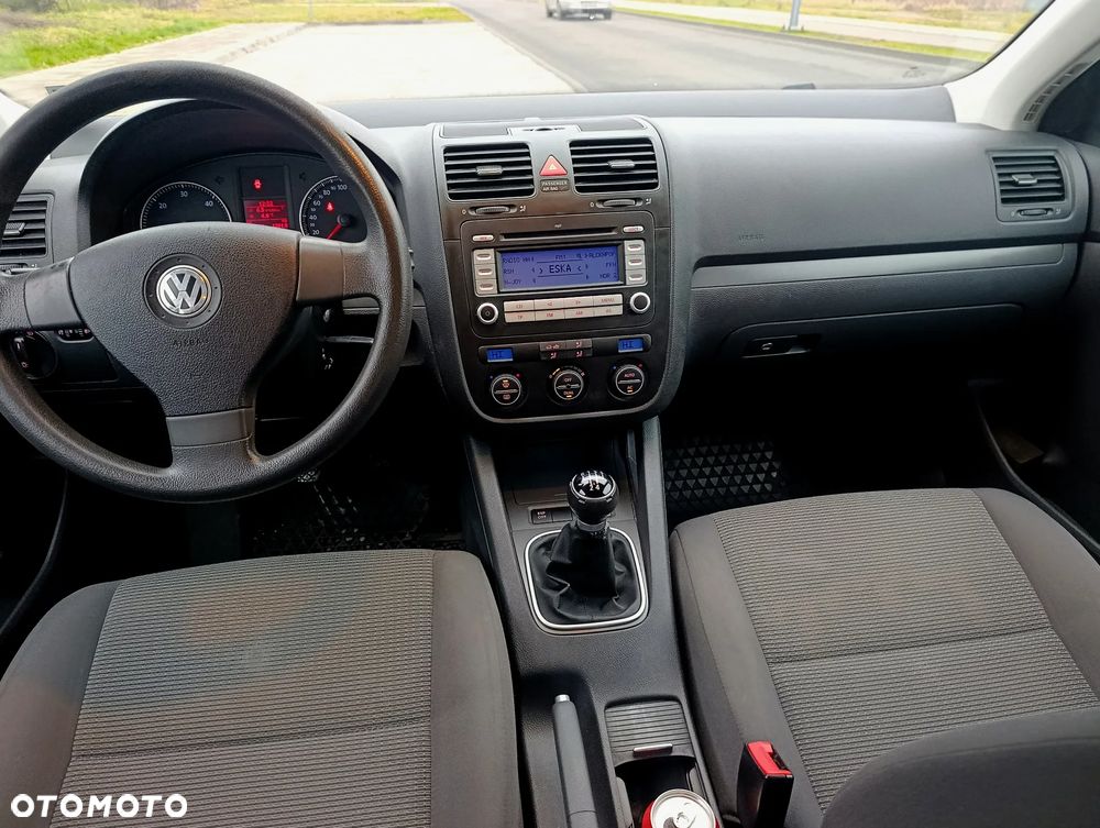 Volkswagen Golf 1.9 TDI DPF Trendline - 9