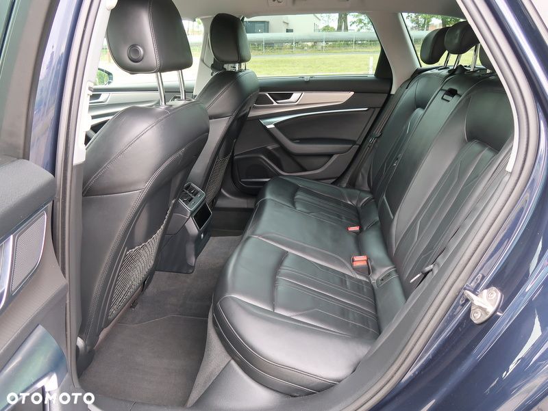 Audi A6 Avant - 16