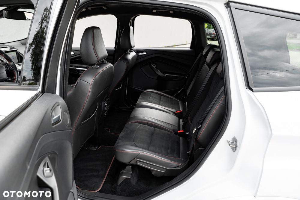 Ford Kuga 2.0 TDCi 4x4 ST-Line - 22