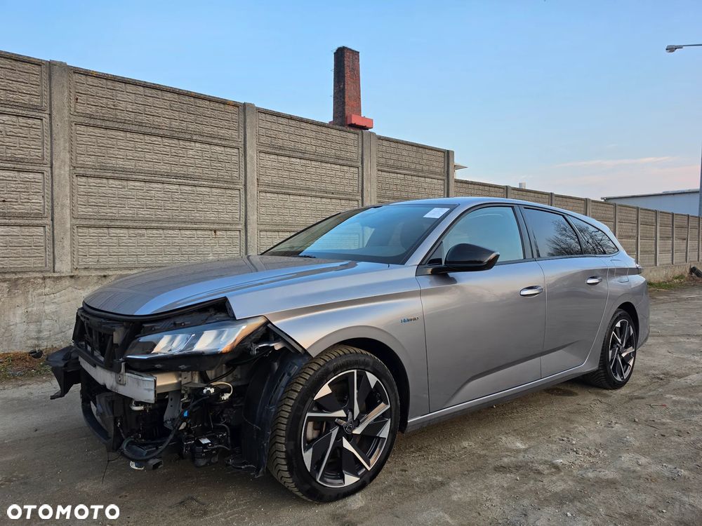 Peugeot 308 1.6 Hybrid PHEV Allure EAT8 - 1