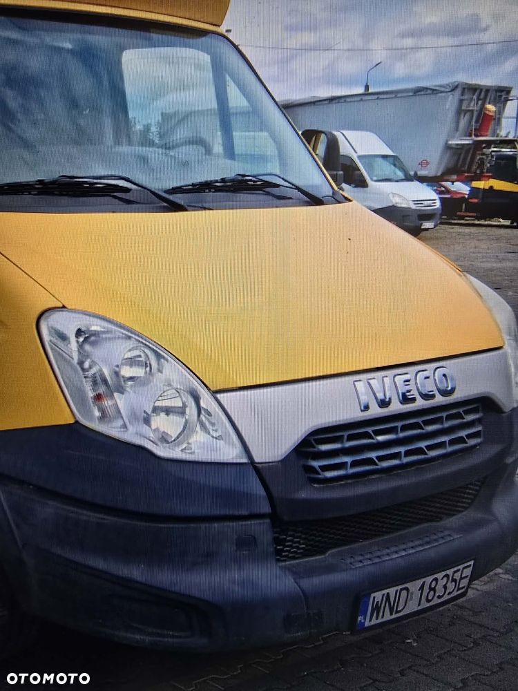 iveco daily IV lift kontener zabudowa paka pocztowiec maska zderzak lampa grill błotnik drzwi - 3