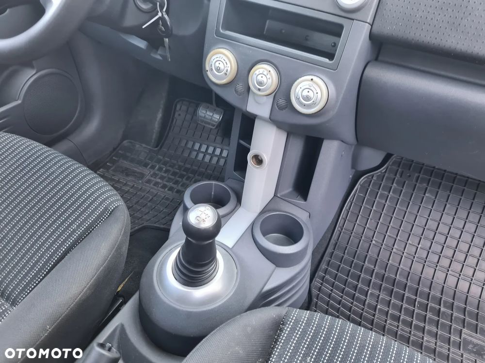 Mitsubishi Colt 1.3 Automatik Motion Plus - 4