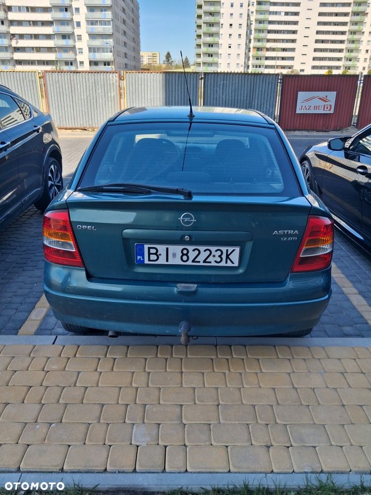 Opel Astra 1.7 DTI Comfort - 2