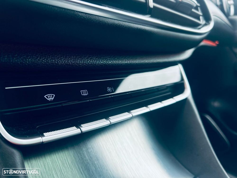 MG EHS 1.5T-GDI Luxury - 28