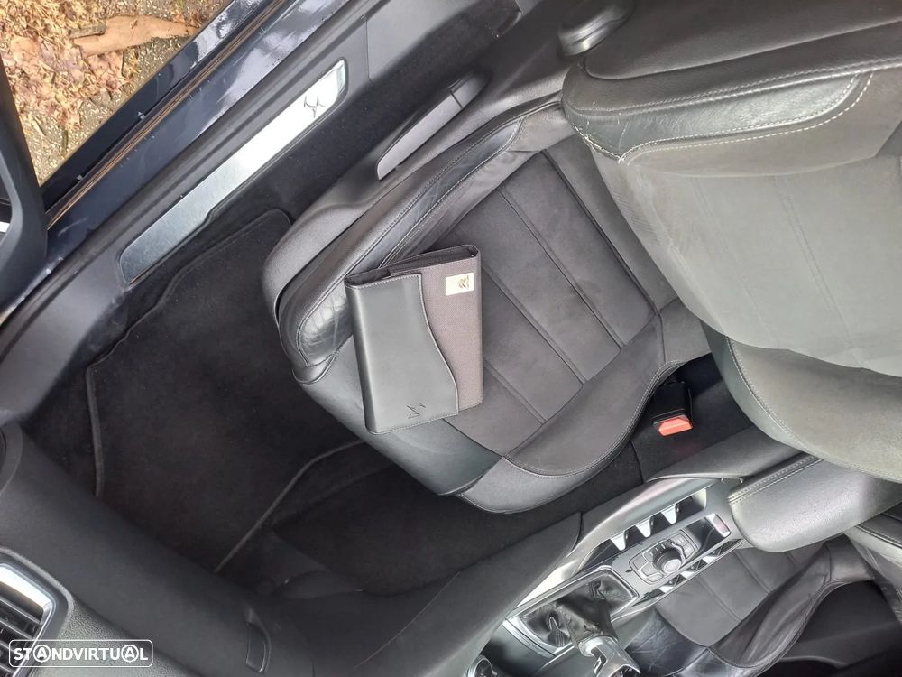 Citroën DS5 2.0 HDi So Chic - 11