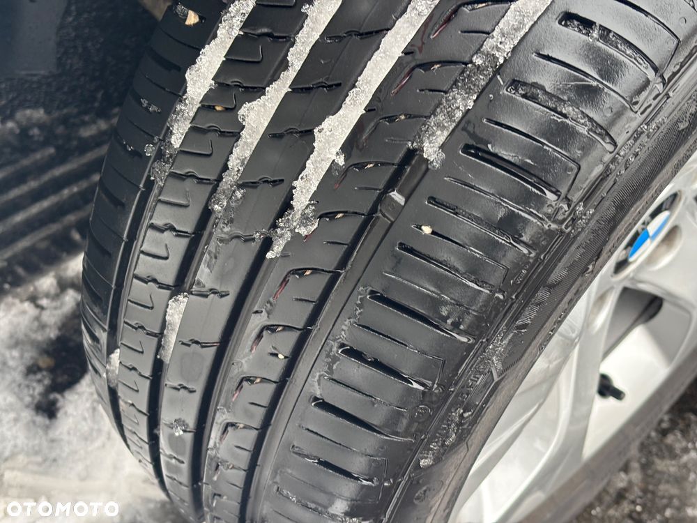 BMW X1 sDrive20d - 30