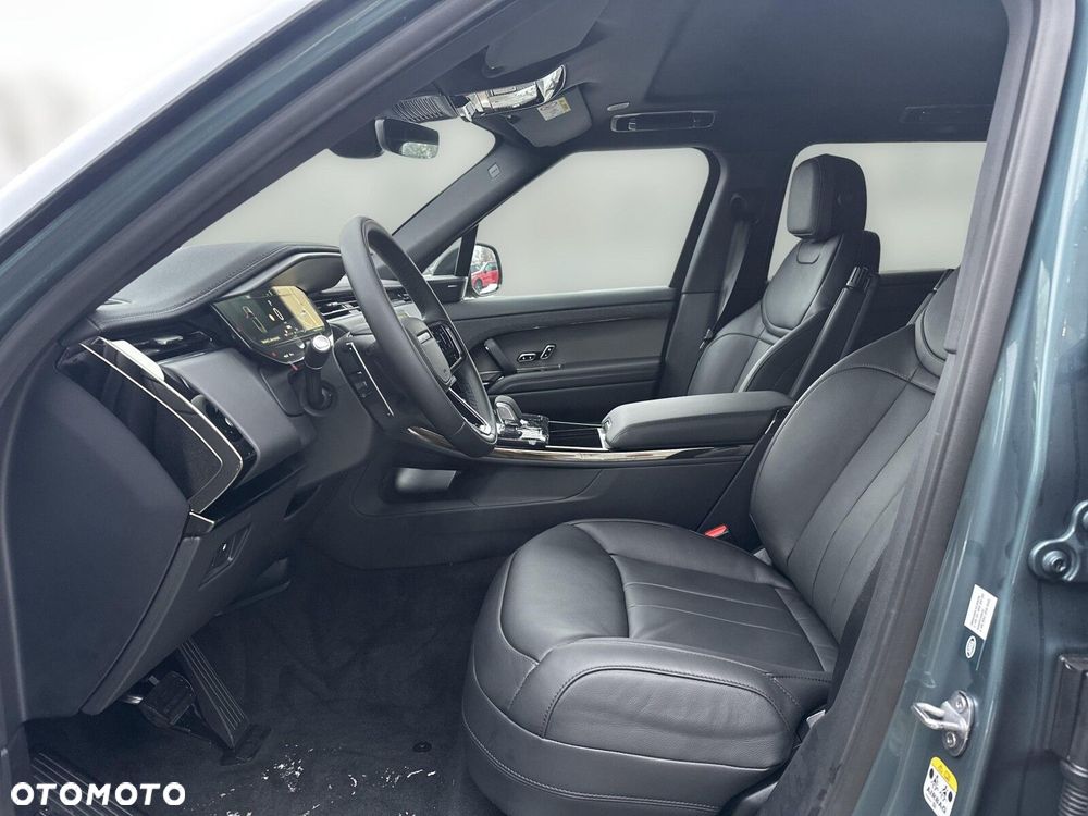 Land Rover Range Rover Sport - 11