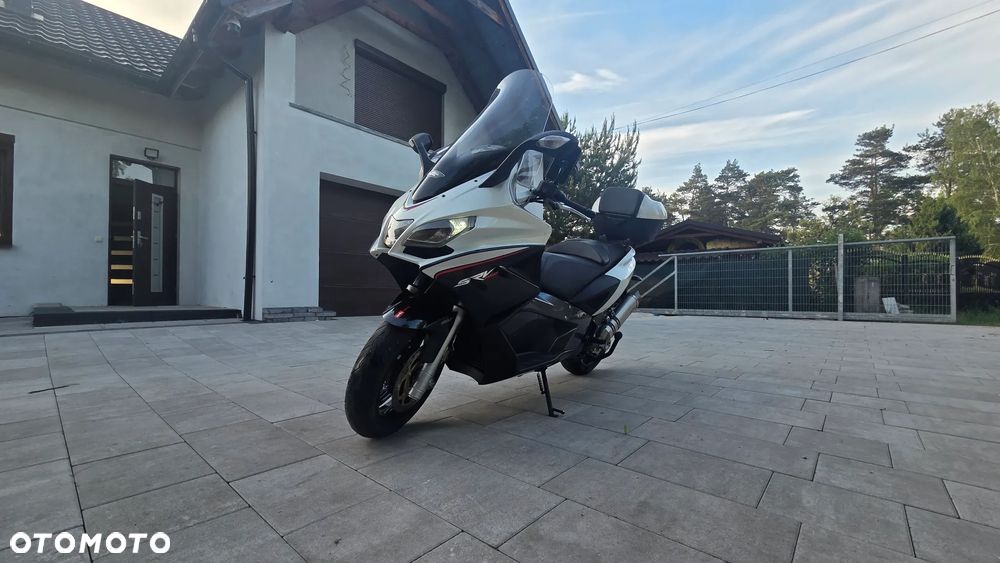 Aprilia SRV 850 - 6