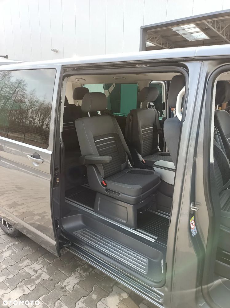 Volkswagen Multivan - 9