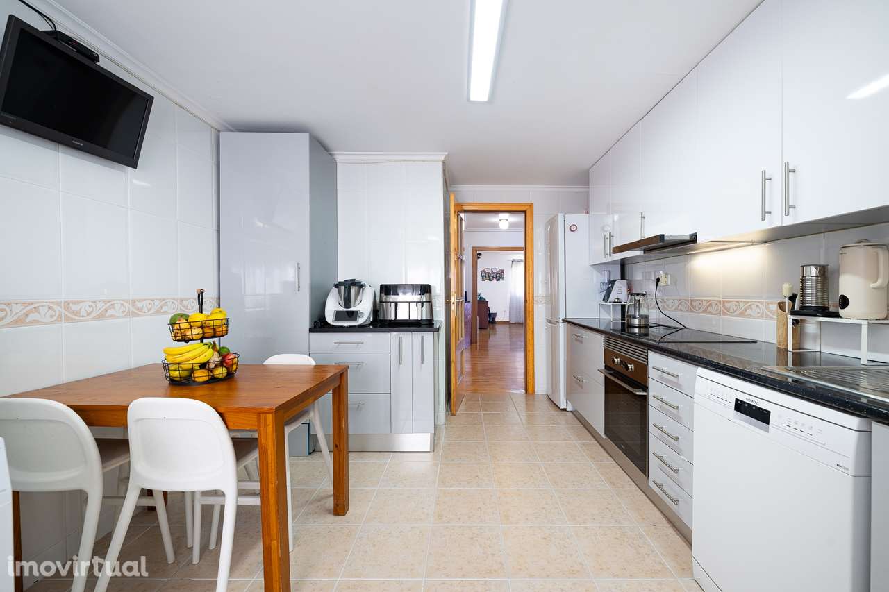 Apartamento T4 DUPLEX Venda em Alhos Vedros,Moita - Grande imagem: 4/60