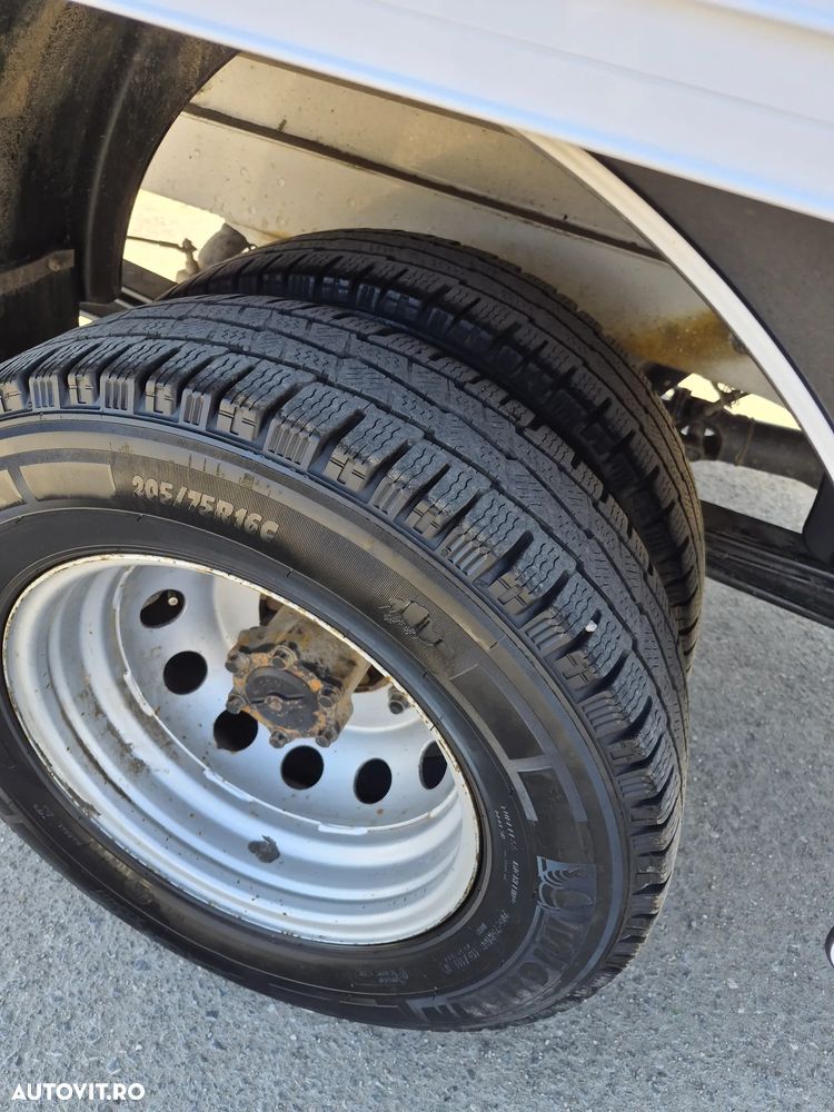 Volkswagen Crafter - 9