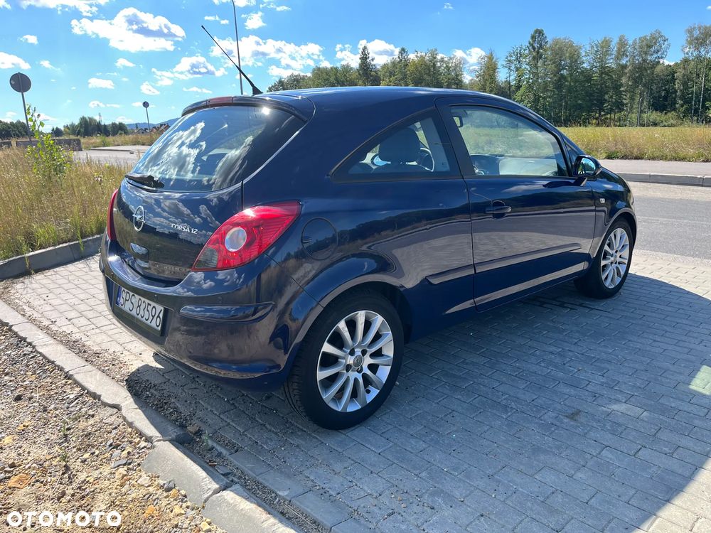 Opel Corsa 1.2 16V Cosmo - 5