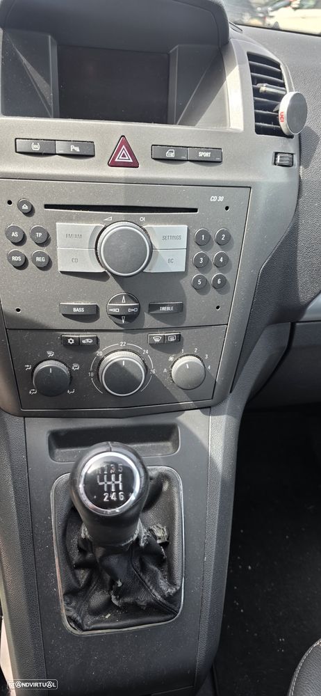 Opel Zafira 1.9 CDTI Cosmo - 9