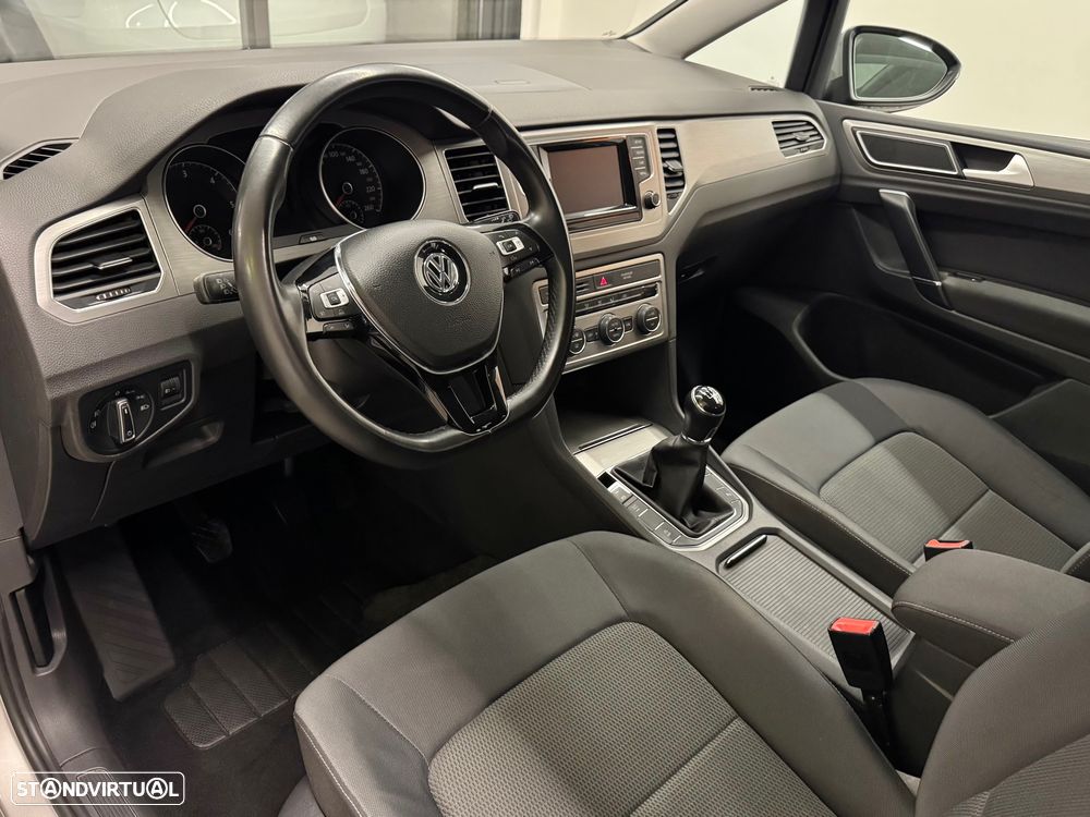 VW Golf Sportsvan 1.6 TDI Confortline BlueMotion - 8