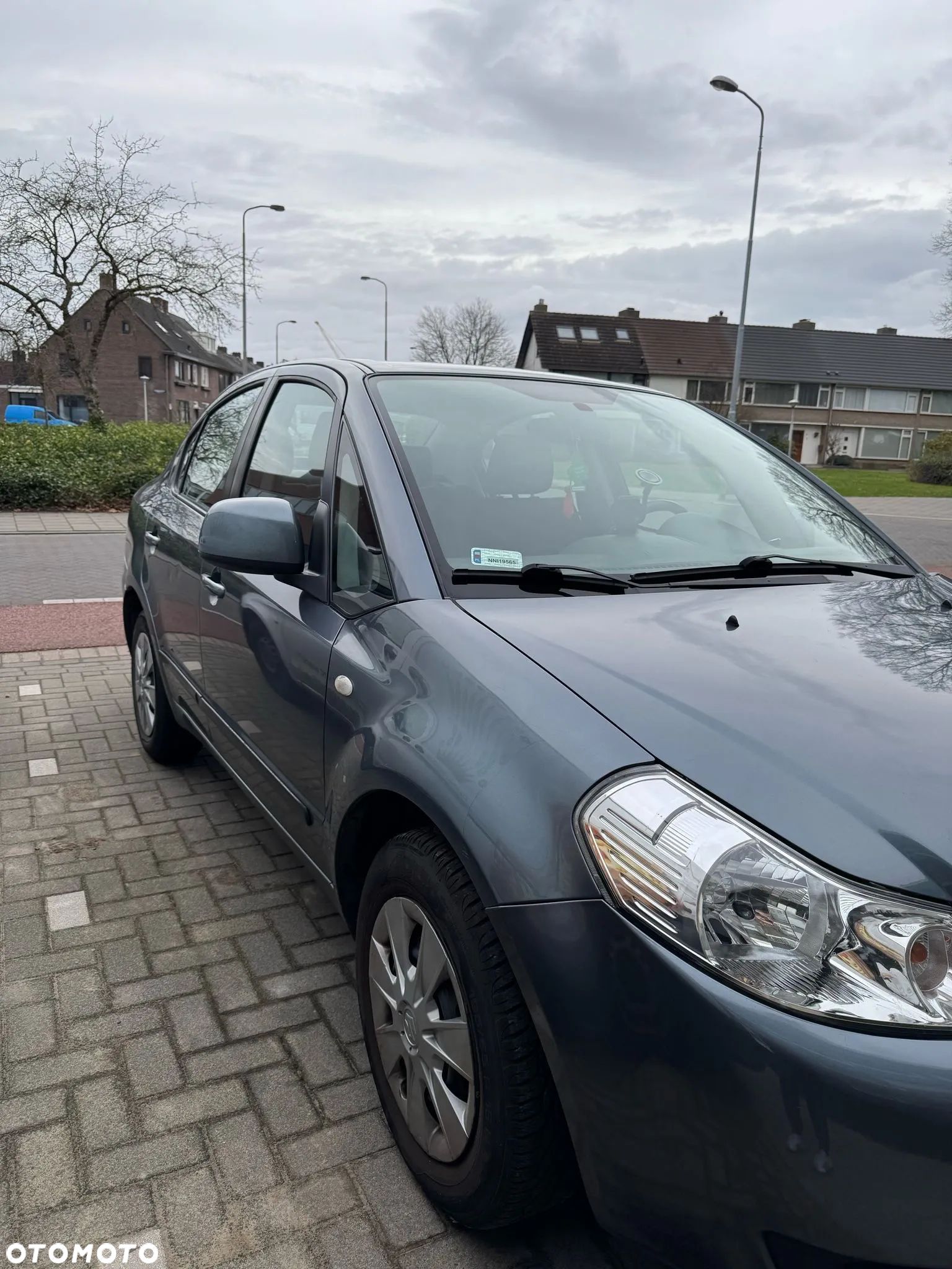 Suzuki SX4 - 1