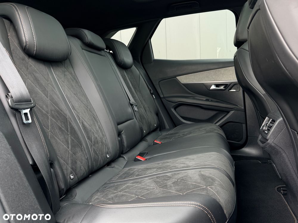 Peugeot 3008 2.0 BlueHDi GT S&S EAT8 - 18