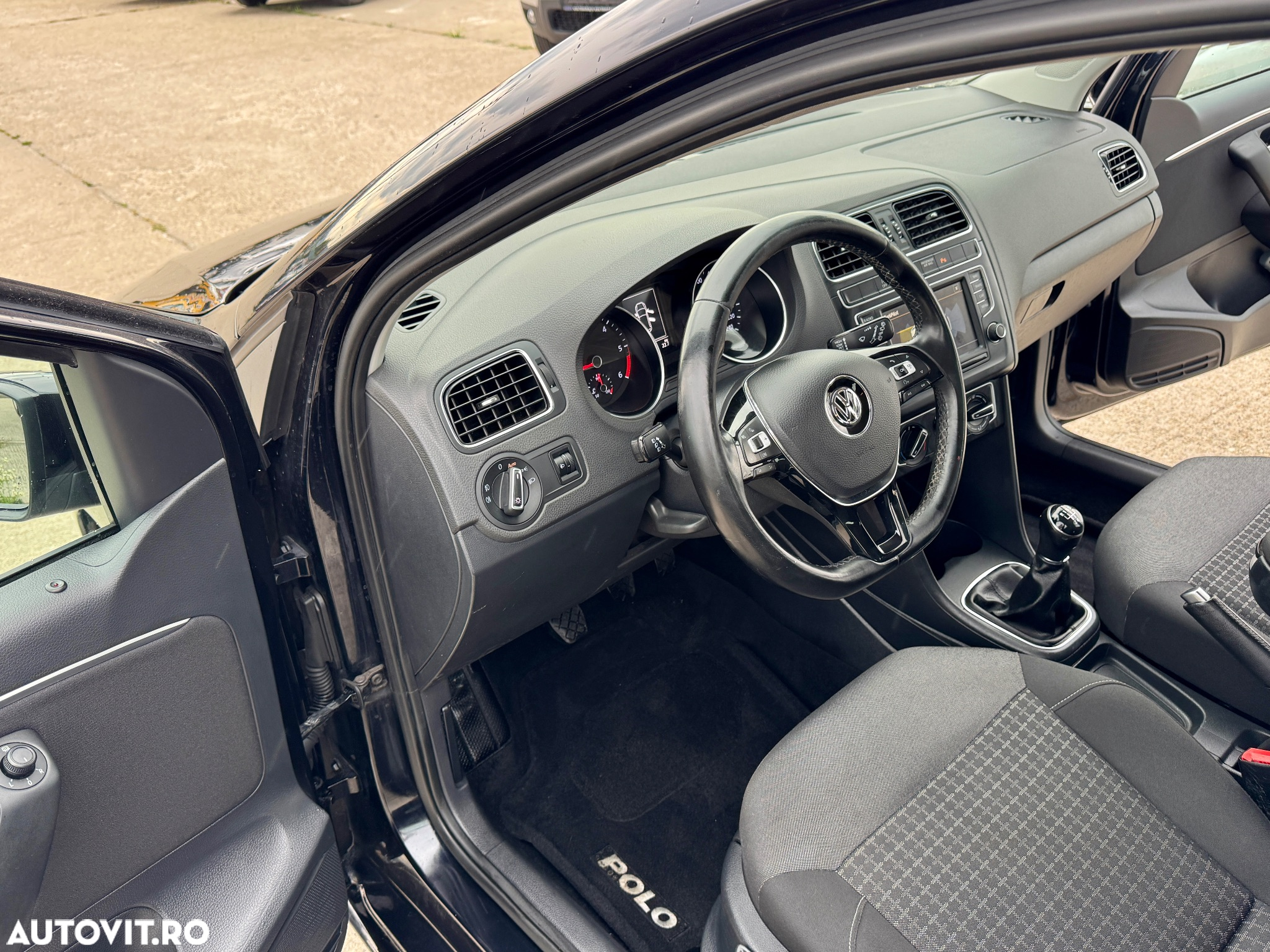 Volkswagen Polo - 17