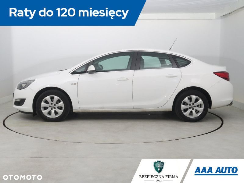 Opel Astra - 4