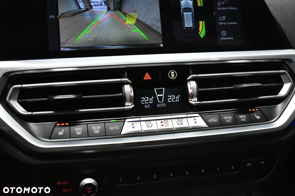 BMW Seria 3 - 16