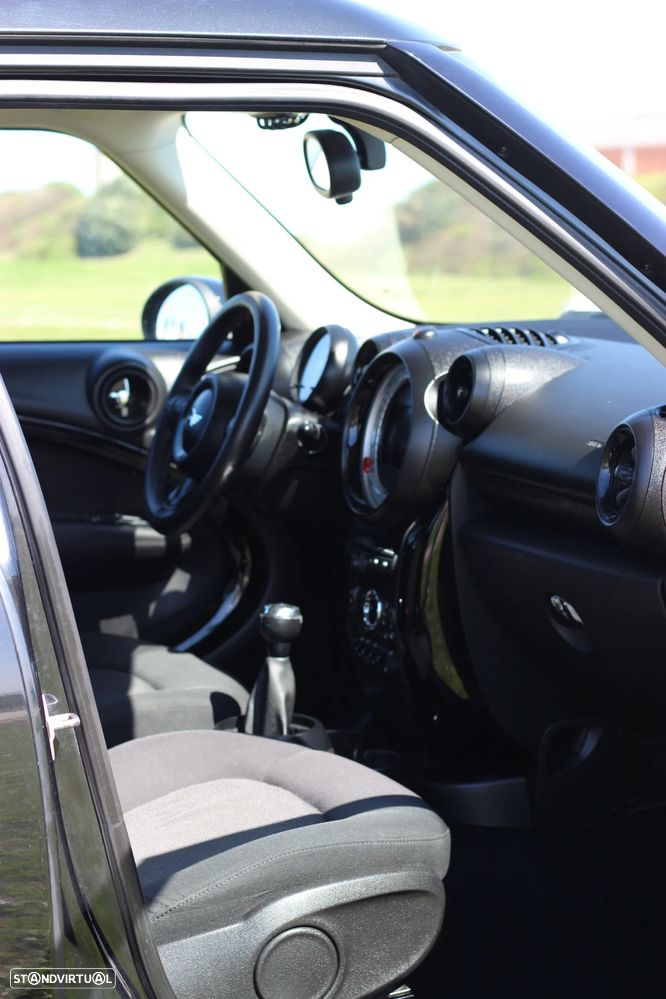 MINI Countryman Cooper D - 12