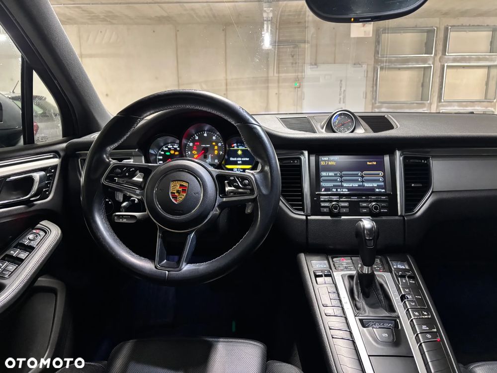 Porsche Macan - 11