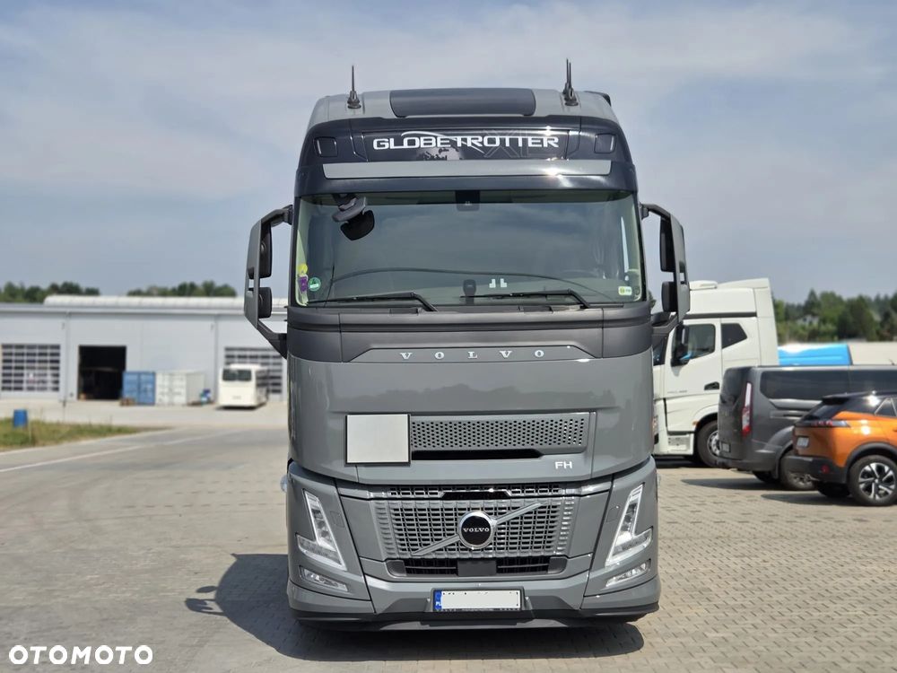 Volvo FH500/ I-SAVE / ACC / KLIMA POSTOJOWA / NAVIGACJA / TV - 2