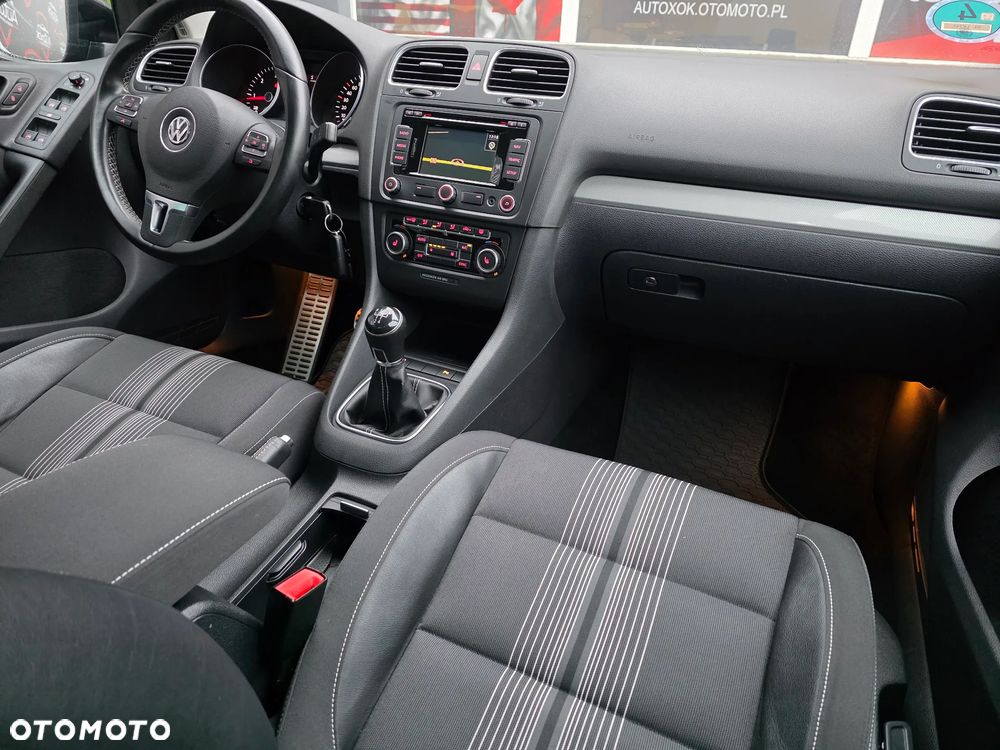 Volkswagen Golf 1.6 TDI DPF MATCH - 26