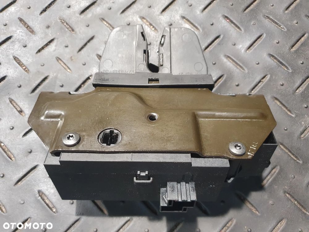 OPEL VECTRA C SEDAN ZAMEK KLAPY BAGAŻNIKA 13178192 495072894 - 1