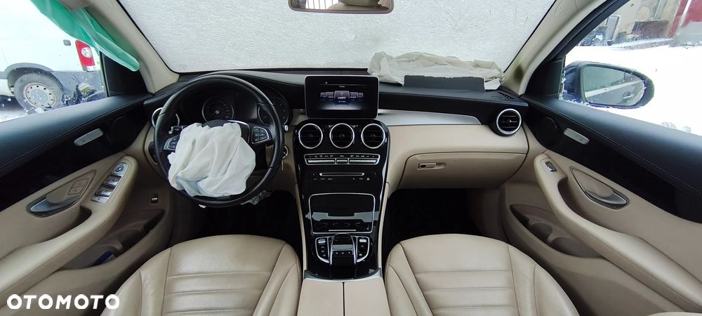Mercedes-Benz GLC 220 d 4Matic 9G-TRONIC Exclusive - 11