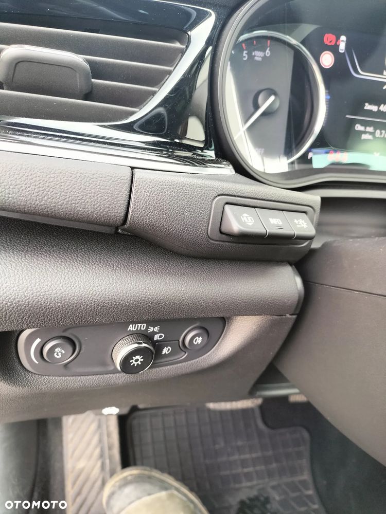 Opel Insignia 2.0 CDTI - 7