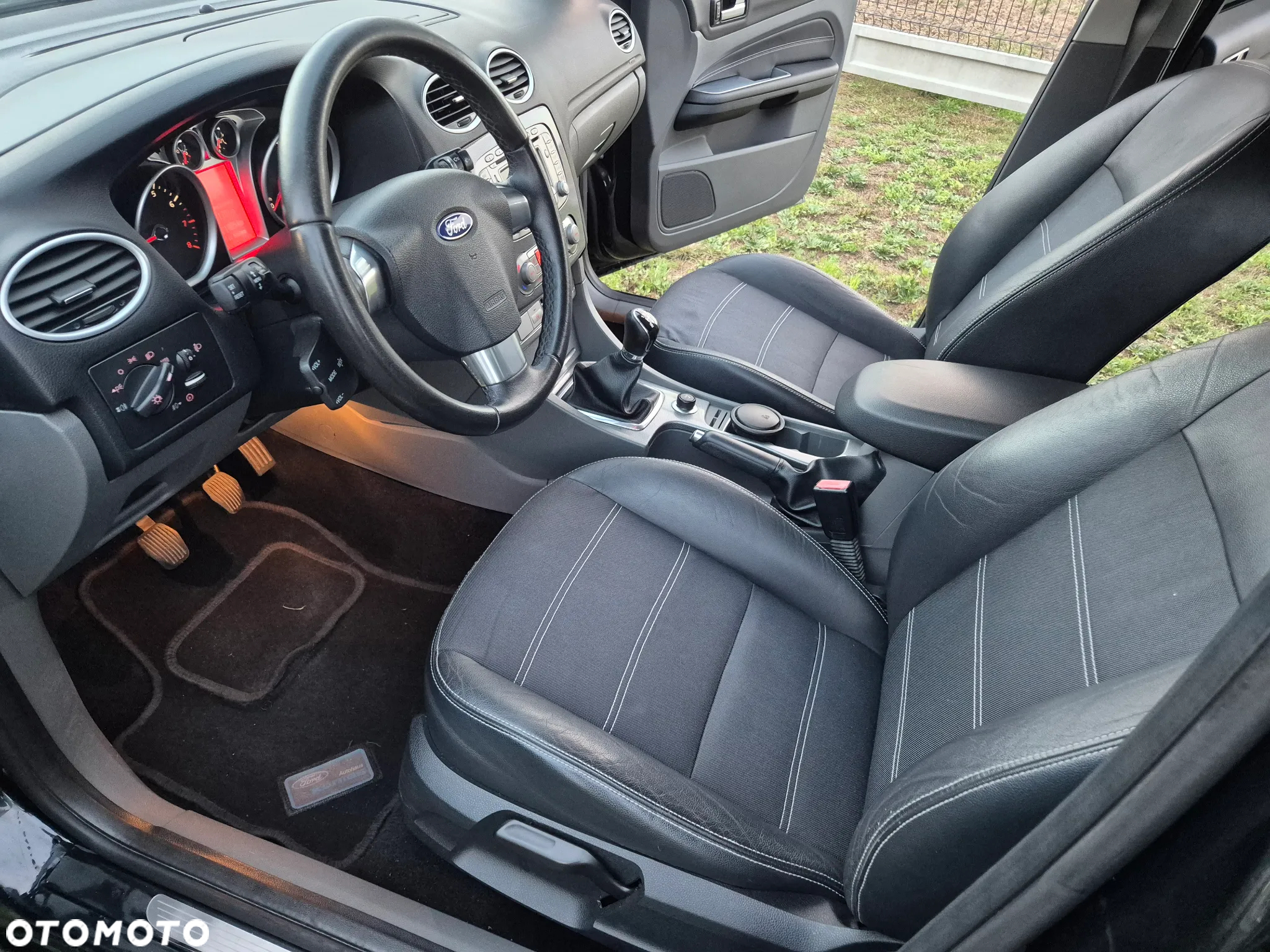Ford Focus 1.8 Titanium - 15